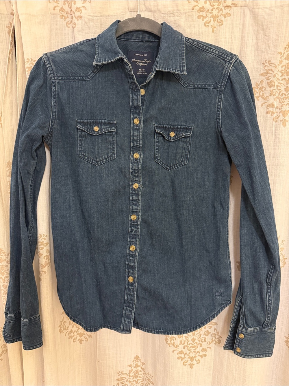 American Eagle Outfitters Indigo Denim Button-Up Shirt